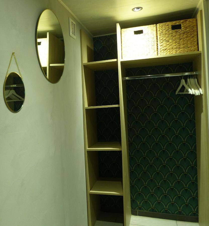 Appartement entier, One-Bedroom Apartment in Chablis, Région d'Auxerre