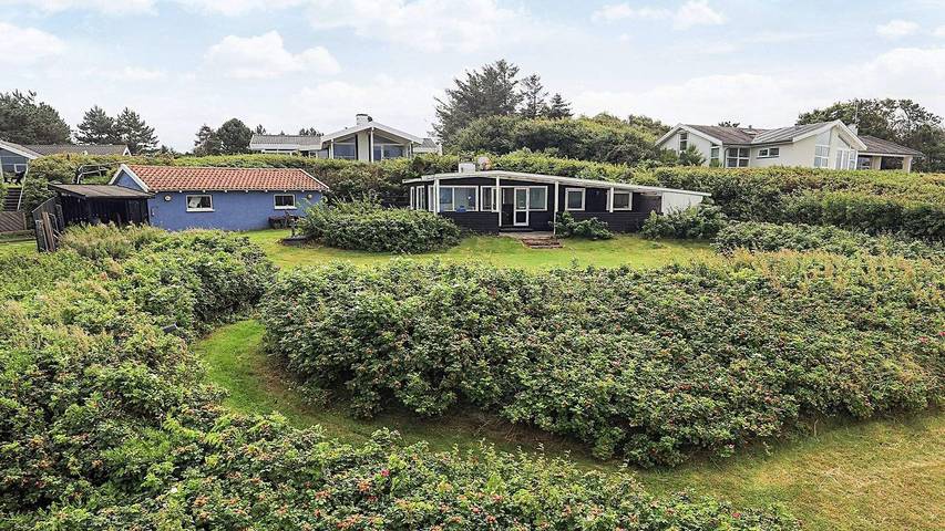 Feriehus for 7 personer, med hage og sauna i Gilleleje