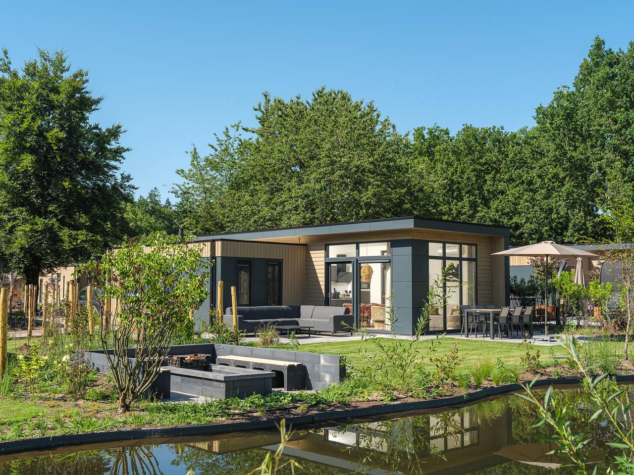 Veluwepark de Bosgraaf — Essenburgh Deluxe mit Hot Tub | 6 personen in Veluwe