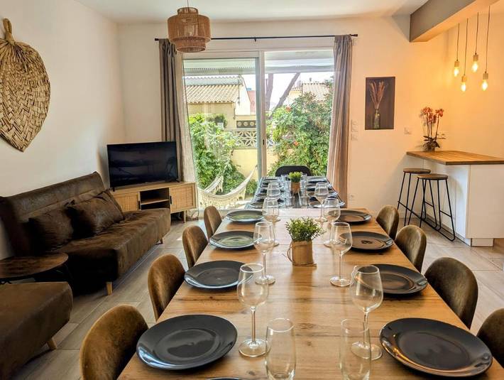 Villa pour 26 personnes, avec Terrasse à Canet-en-Roussillon
