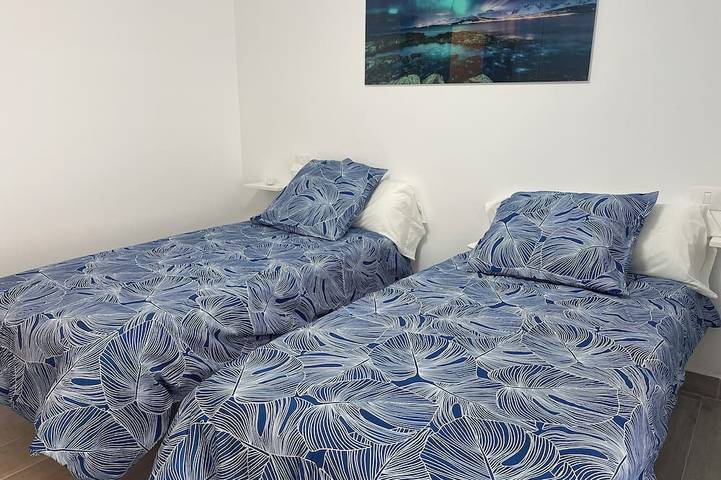 Ganze Wohnung, Tamara bajo. Lovely 2-bedroom apartment with Wifi in Acantilados de Los Gigantes in Playa de los Guíos, Santiago del Teide