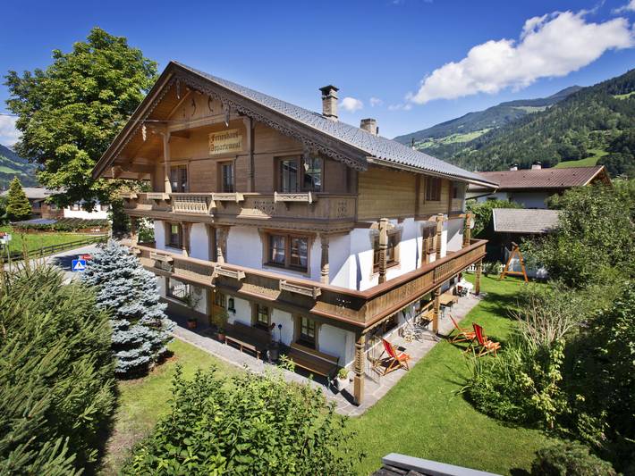 Ferienhaus für 8 Personen, mit Garten und Balkon - 1