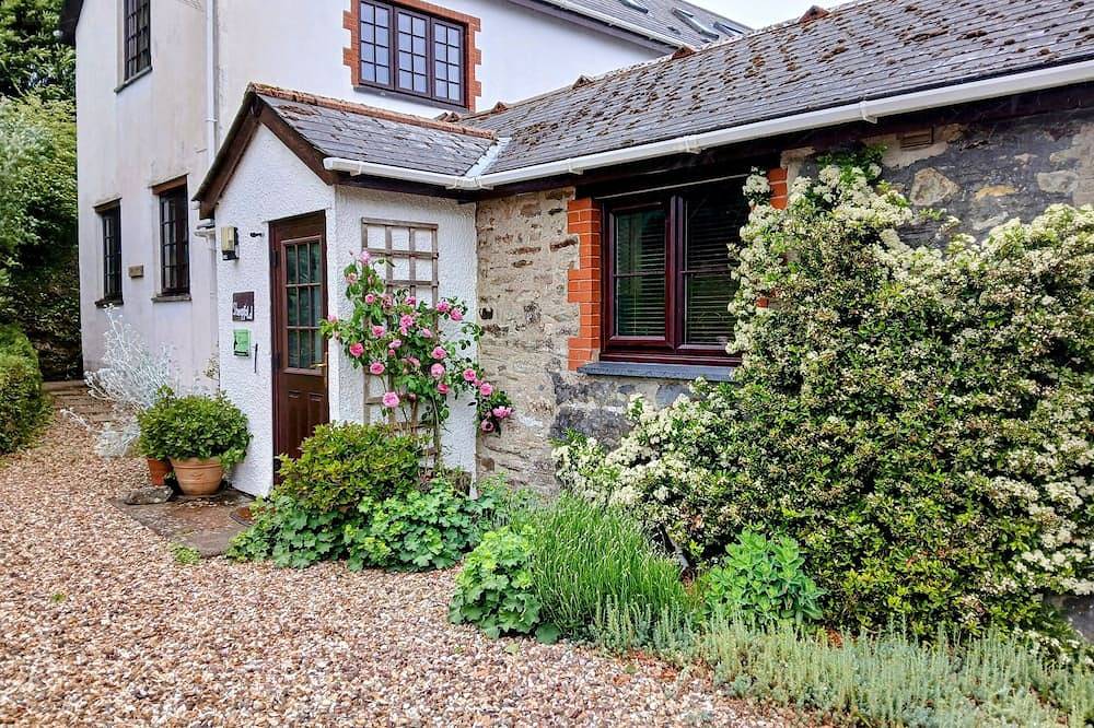 Sheepfold Cottage Dulverton in Dulverton, Somerset
