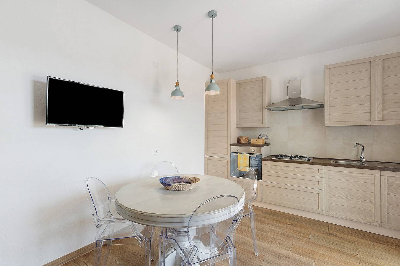 Ganze Wohnung, Apartment 'Seaview' mit Meerblick, Wlan und Klimaanlage in La Caletta, Siniscola