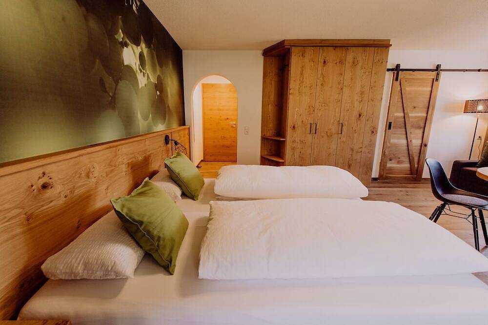 Ganze Wohnung, Ein-Raum-Apartment mit Balkon in Simonswald, Südschwarzwald