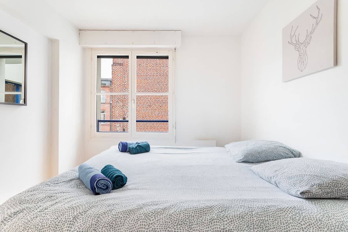 Ganze Wohnung, Appartment Old Town with parking and balcony in Lille, Lille und Umgebung