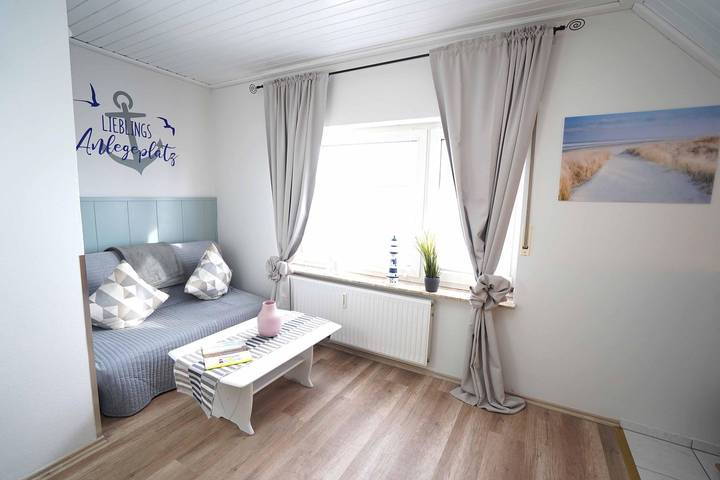 Ferienwohnung für 3 Personen, mit Garten und Sauna in Dunum
