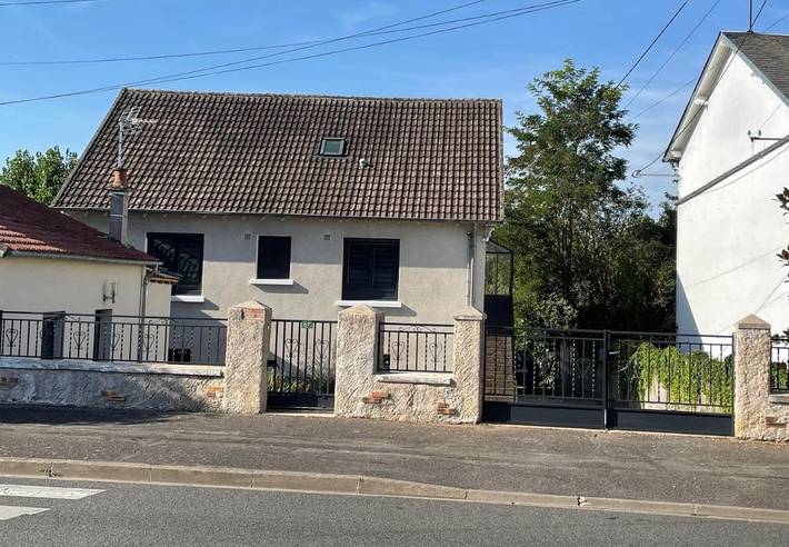 Location de vacances pour 6 personnes, avec Balcon et Terrasse ainsi que Jardin et Vue à Contres - 3