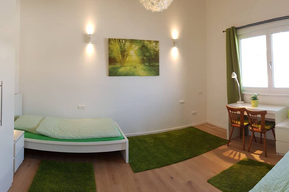 Ganze Wohnung, Cityloft Smaragd zentral, Messenbg, Playmobil Funpark, Dokuzentrum, Uniklinik Er in Fürth, Franken