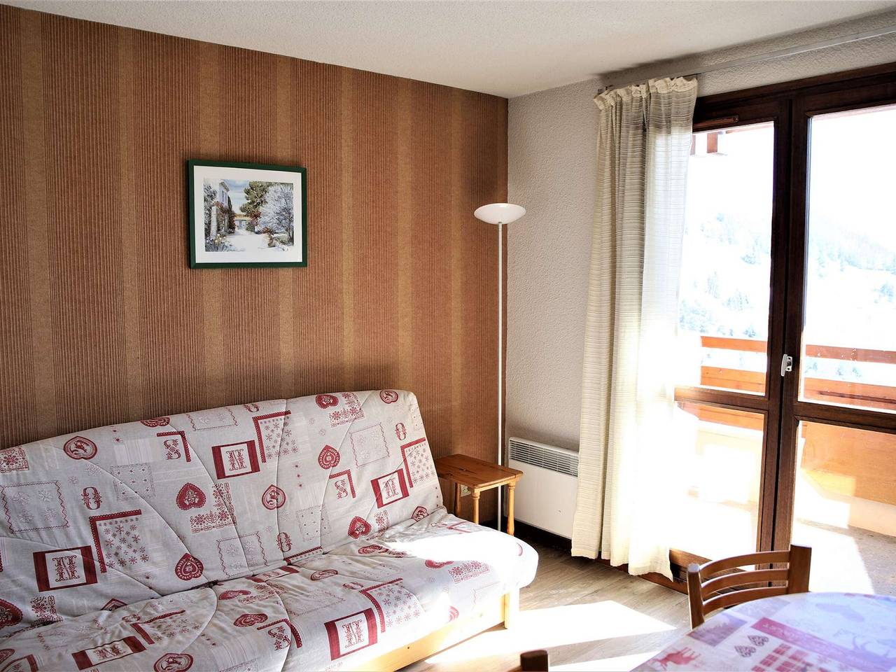 Ganze Wohnung, Gemütliche 2-Zimmer-Kabine, 4 Pers, 400m von den Pisten, Parkplatz inkl. in Auris, Nationalpark Écrins