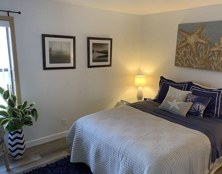 Vacation apartment for 7 people, with balcony and pool in Missouri