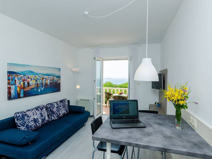 Ferienwohnung für 3 Personen, mit Garten und Terrasse, kinderfreundlich in Plat