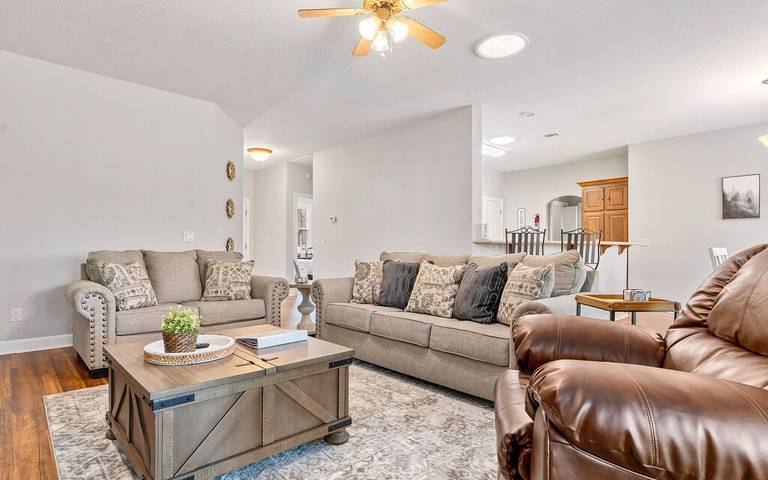 Vacation rental for 6 people, with terrace in Hot Springs Village