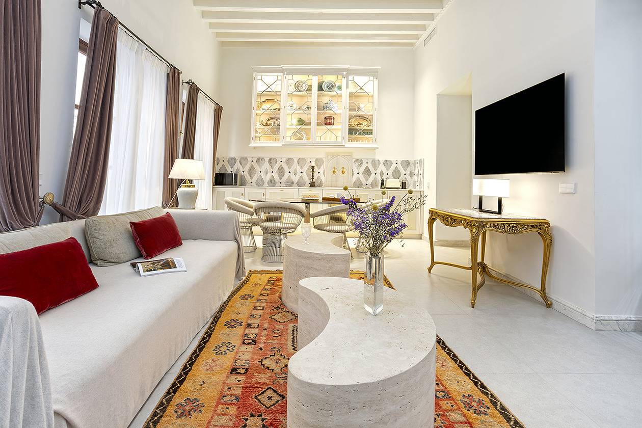 Genteel Home Casa Palacio Terrace in Cadiz Old Town, Cádiz