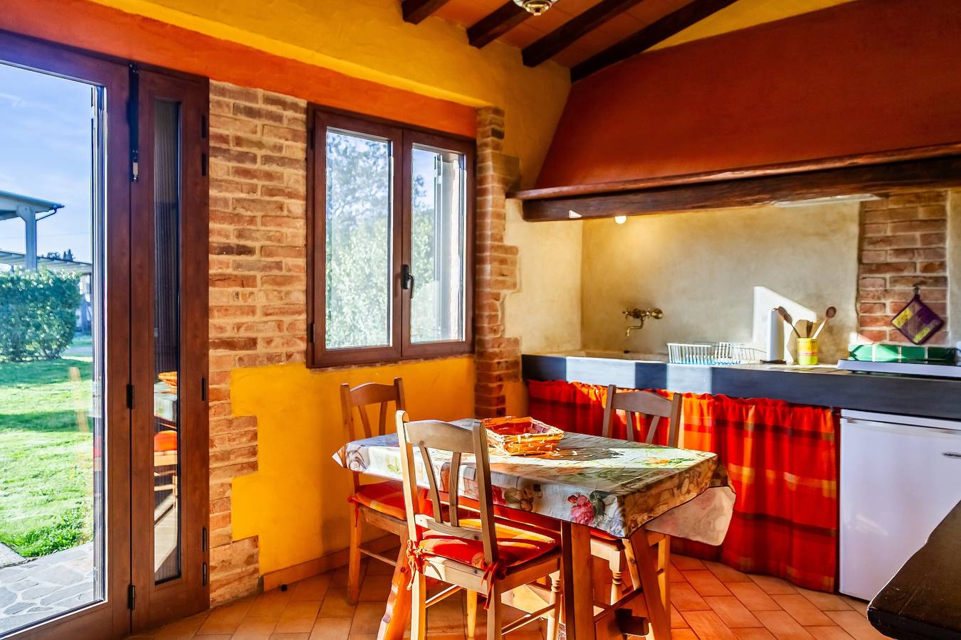 Boerderij "Le Gerlette - La Capanna" met Gedeeld Zwembad & Wifi, foto 13