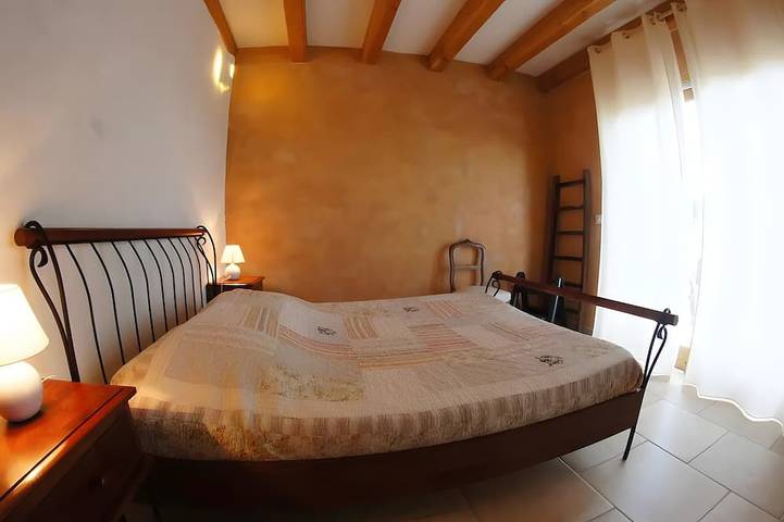 Location de vacances pour 2 personnes, avec jardin dans Le Pont du Diable (Saint-Jean-de-Fos) - 3