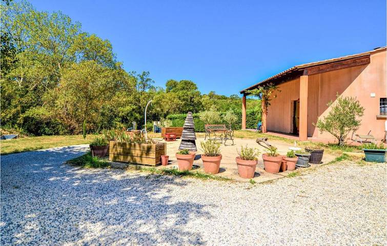 Location de vacances pour 7 personnes, animaux acceptés à Saint-Just-d'Ardèche - 2