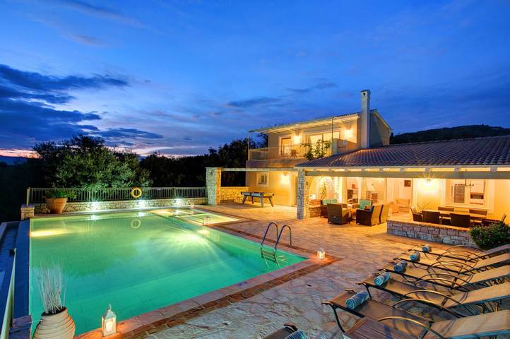 Villa voor 6 personen in Kassiopi