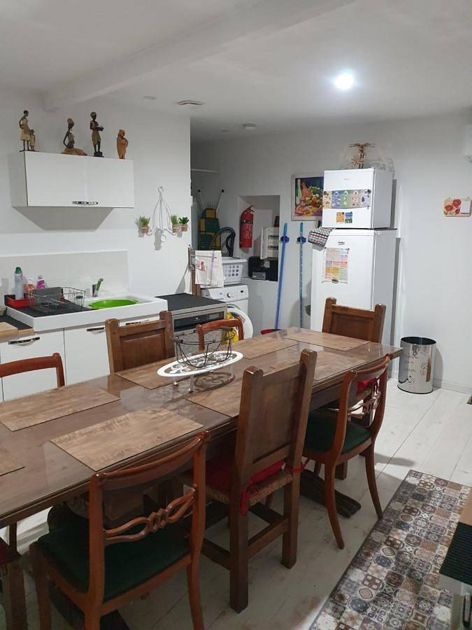 Location de vacances pour 4 personnes, avec vue et terrasse, adapté aux familles à Labégude - 4