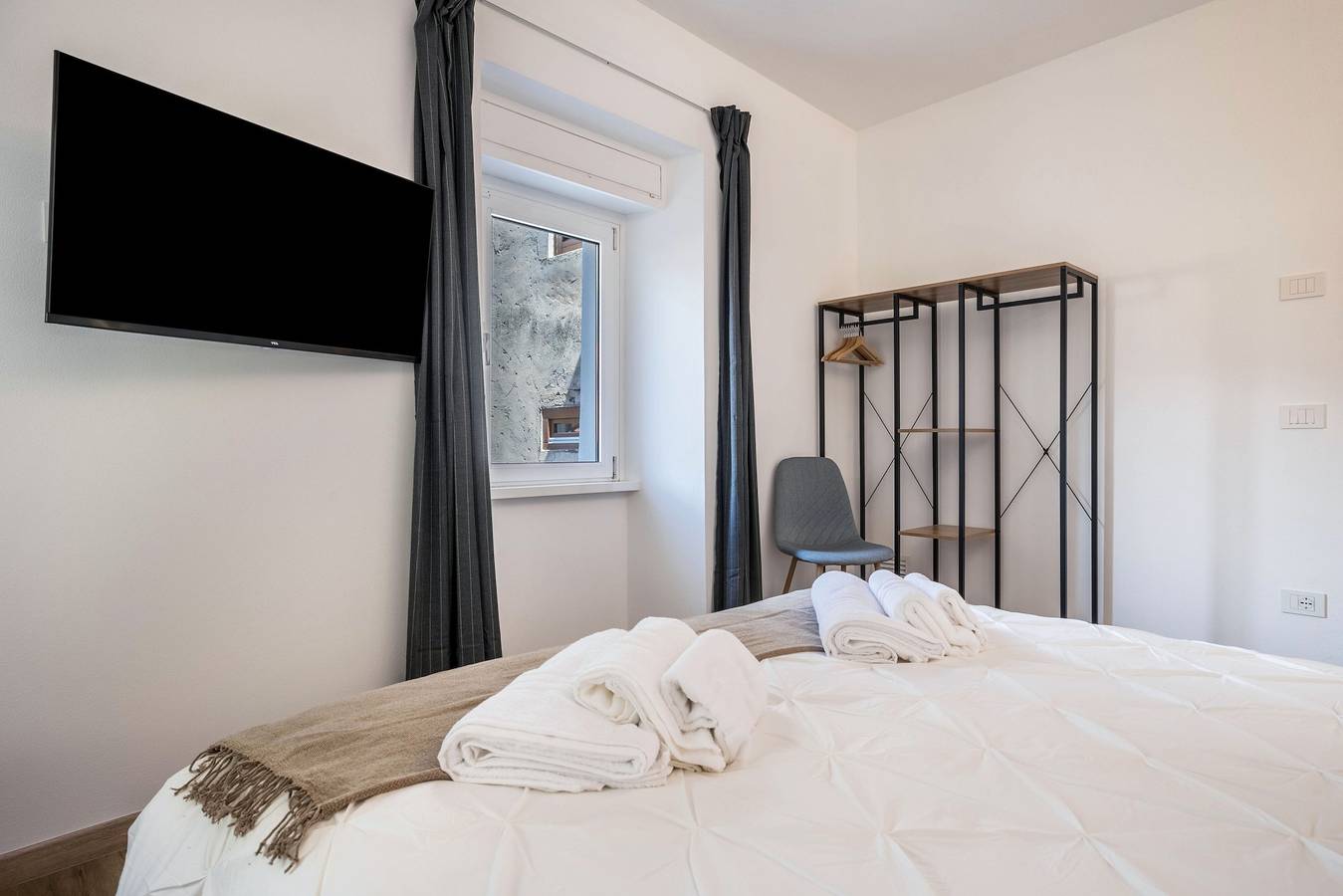 Ganze Wohnung, Apartment "Casa Chiarani" mit Bergblick, Balkon und Wlan in Riva del Garda, Gardasee-Berge