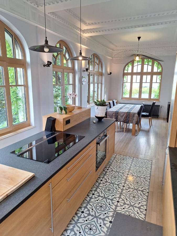 Gîte pour 8 personnes, avec terrasse dans Gare d'Annecy