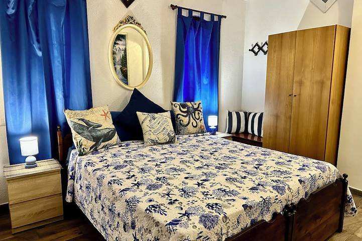 Unabhängige Villa -600 Qm Garten 200Mt Vom Meer Entfernt Zu Allen Stränden in Capitana, Quartu Sant'Elena