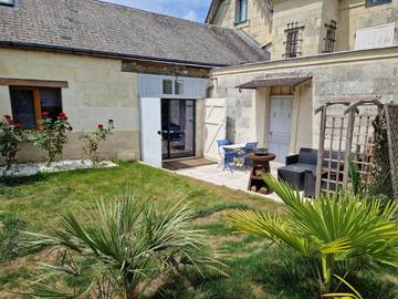 Gîte pour 6 personnes, avec jardin et vue à Turquant