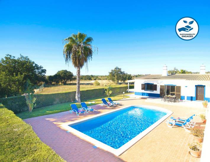 Villa para 8 pessoas, com Terraço e Jardim em Guia