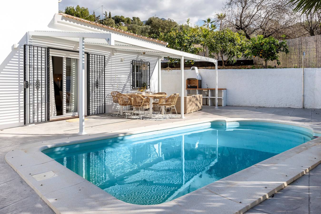 Casa de vacaciones 'Ìtaca' con vistas al lago, Wi-Fi y aire acondicionado in Alcaucín, Provincia de Málaga