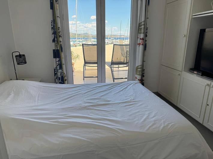 Ferienwohnung für 4 Personen, mit Balkon und Terrasse sowie Ausblick in Cogolin - 2