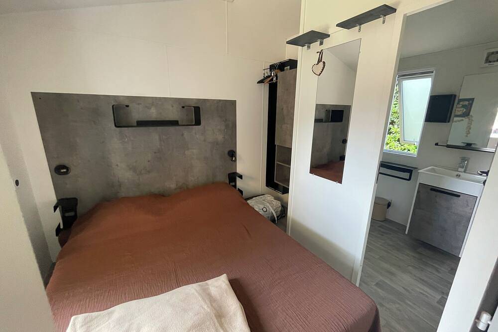 Mobile-home récent dans camping 4étoiles avec animations et piscine in La Teste-de-Buch, Région d'Arcachon