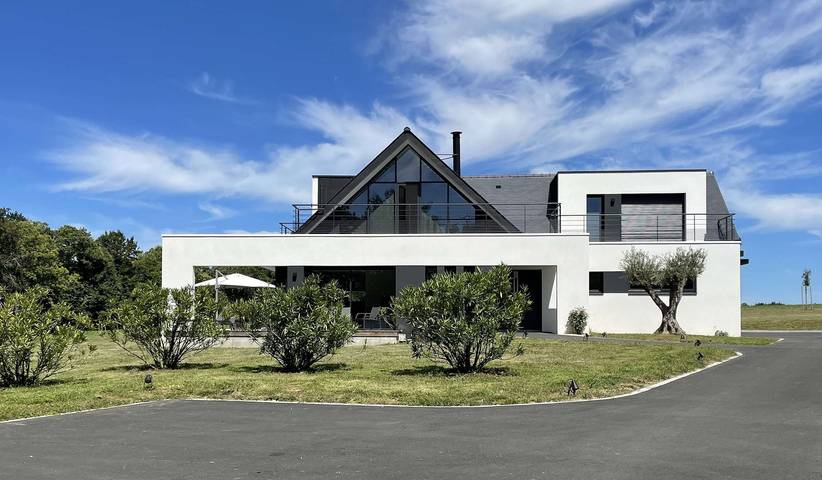 Location de vacances pour 10 personnes, avec Terrasse et Jardin à Clohars-Fouesnant