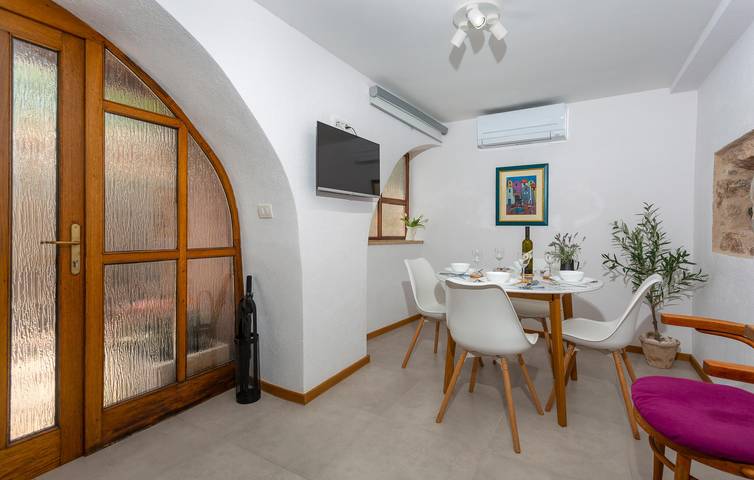 Ferienwohnung für 4 Personen, mit Garten und Terrasse, kinderfreundlich in Punat - 4