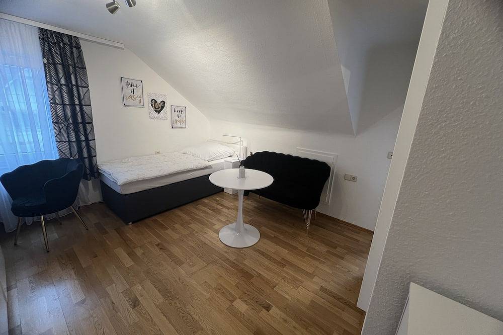 Ganze Wohnung, Schönes Zimmer mit Integriertem Bad - Ideal für Geschäftsreisen in Ulm, Schwaben