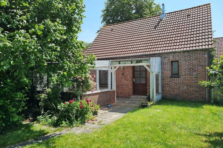 Ferienhaus für 4 Personen, mit Garten, mit Haustier in Emden