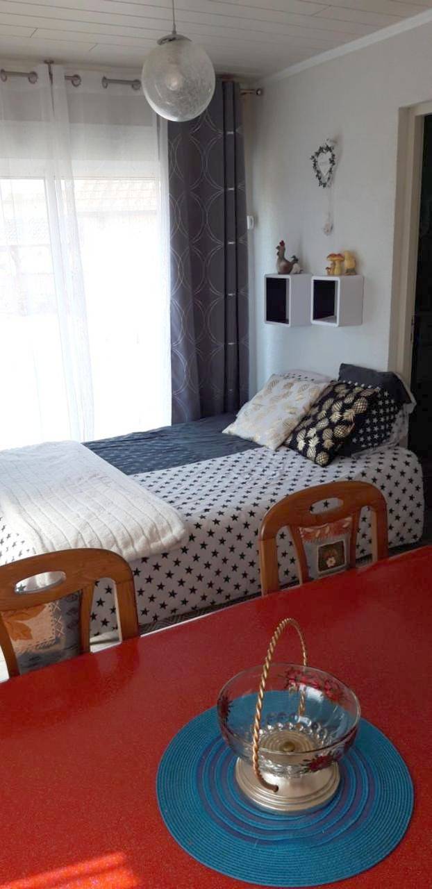 Appartement entier, Apartment in Marthille, Région de Château-Salins