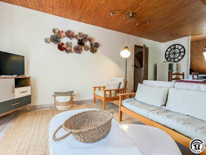 Gîte pour 6 personnes, avec jardin à Oô - 2