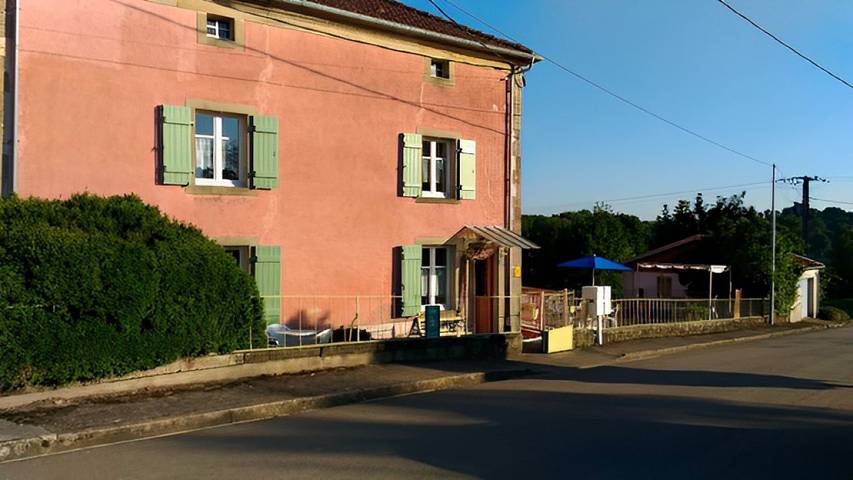 Gîte pour 4 personnes, avec balcon à Isches
