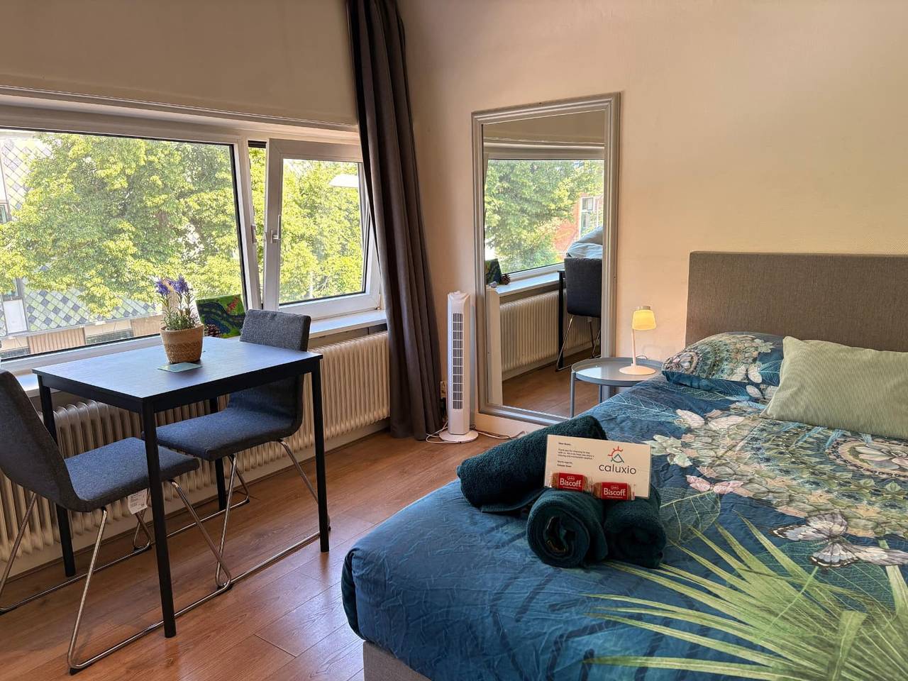 Appartement de vacances entier, Charming Maya Room Close to City Center & Umcg in Groningen, Région de Groningen