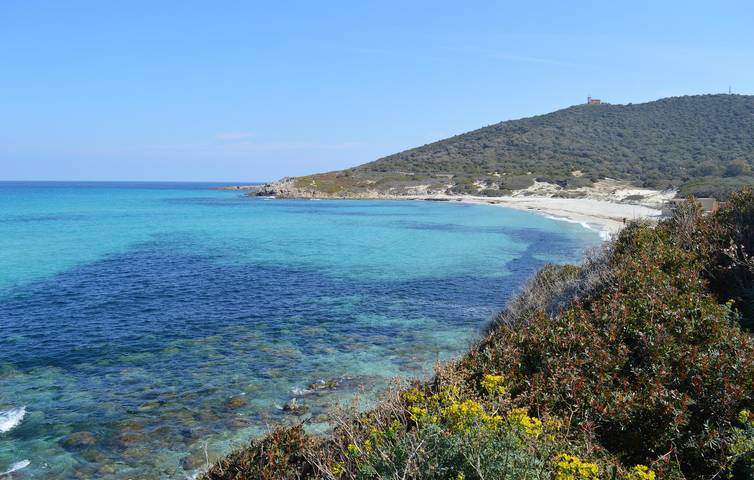 Gîte pour 4 personnes, avec terrasse à L'Île-Rousse - 3