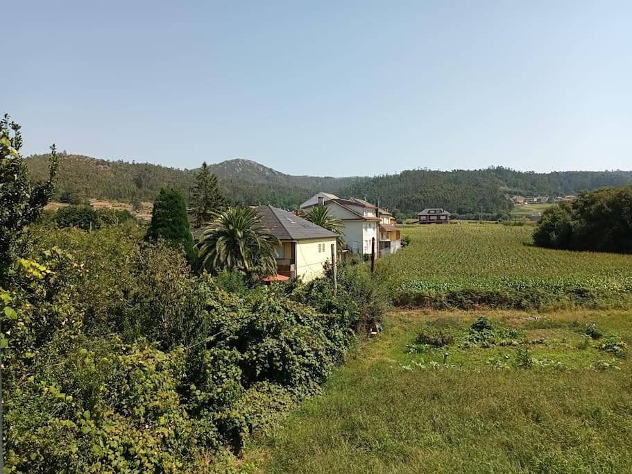 Apartamento entero, Two-Bedroom Apartment with Balcony and Terrace in Vimianzo, Costa de Galicia