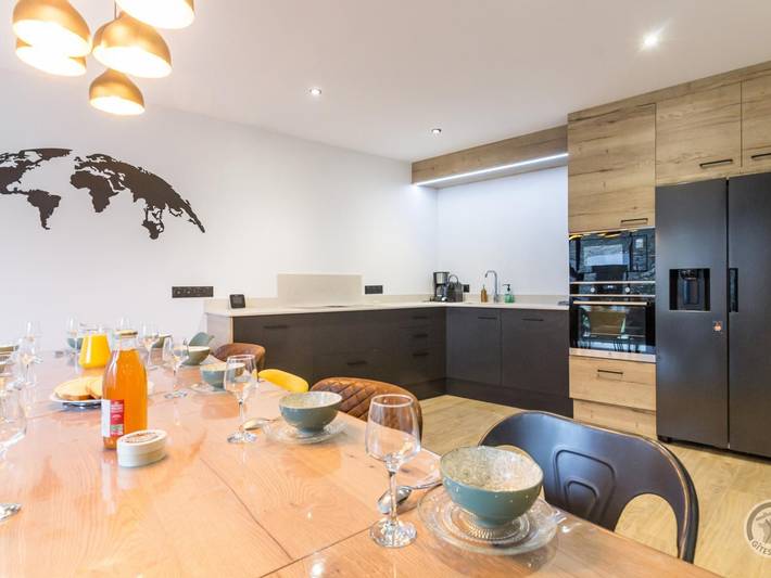 Gîte pour 12 personnes, avec jardin à Dragey-Ronthon - 2
