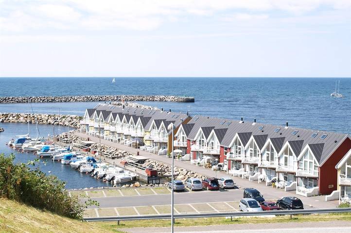 Luxus-Ferienhaus für 6 Personen, mit Whirlpool und Balkon auf Bornholm