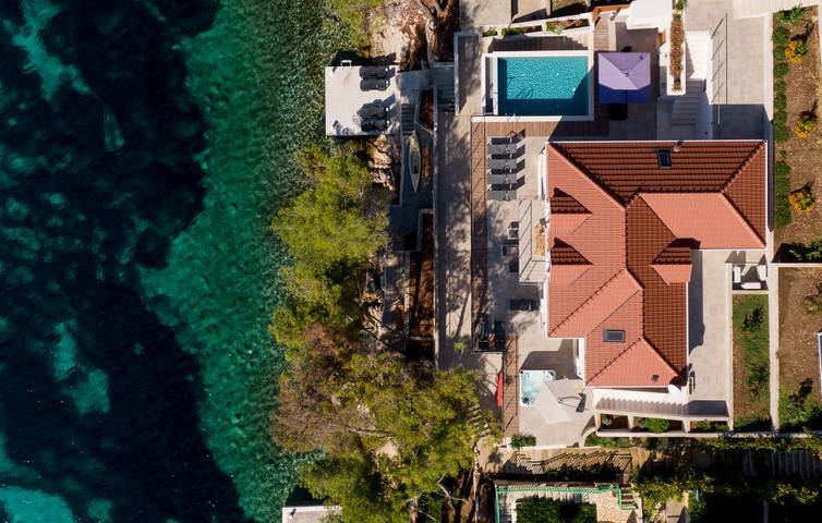 Villa für 8 Personen, mit Whirlpool und Terrasse sowie Garten, kinderfreundlich auf Korcula