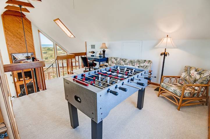 Vacation rental for 9 people, with hot tub and terrace in Hatteras Island