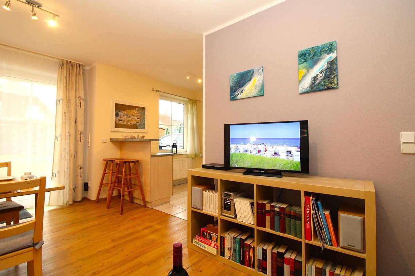 Entire apartment, Mühlenblick We2: moderne, geräumige und freundliche 3-Zimmer-Fewo in Kühlungsborn, Baltic sea of Mecklenburg