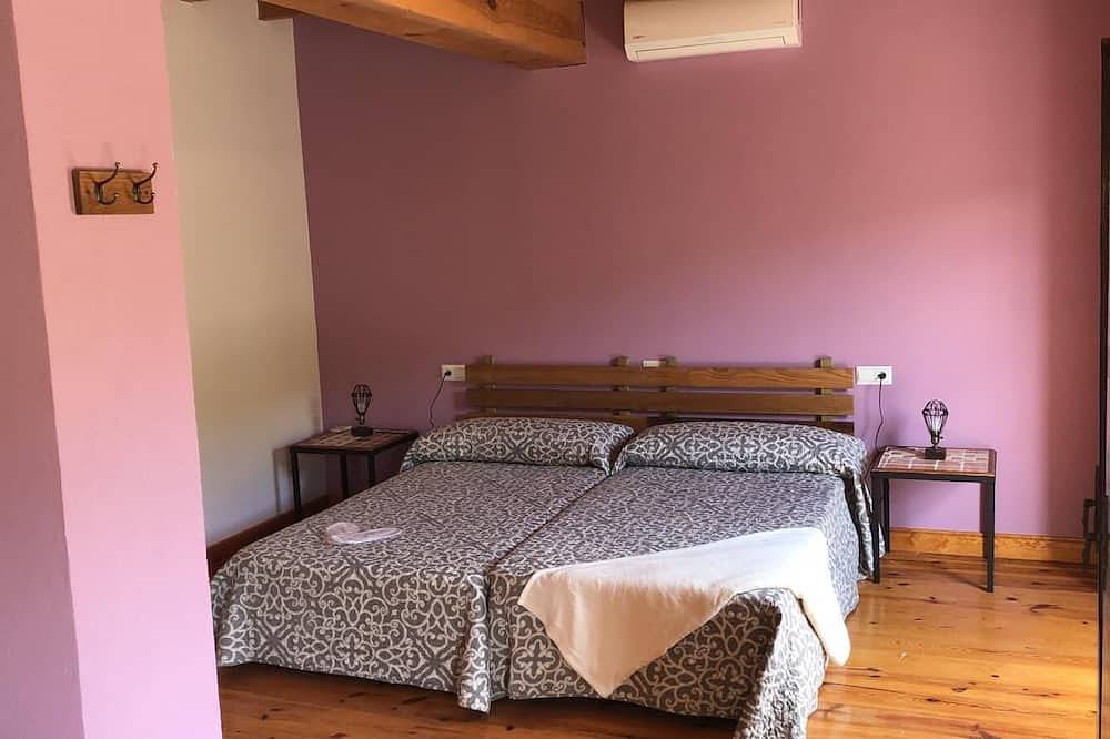 Charming farmhouse in Valderrobres, Nature and tranquility guaranteed. in Valderrobres, Teruel e dintorni