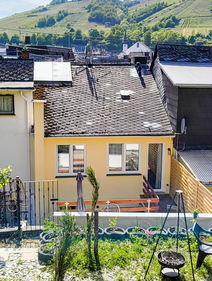 Ferienwohnung für 6 Personen, mit Terrasse und Garten in Zell Stadt (Mosel)