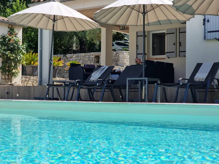 Location de vacances pour 8 personnes, avec jardin et terrasse à Seillans - 3