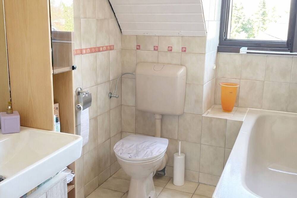 Ganze Wohnung, Fewo Oberhausen – schnell ausgebucht, jetzt reservieren! in Oberhausen, Ruhrgebiet